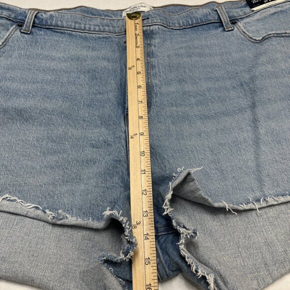 Abercrombie & Fitch Jean Short Womens Plus 37/24 Mom Short High Rise Curve Love - Picture 7 of 10